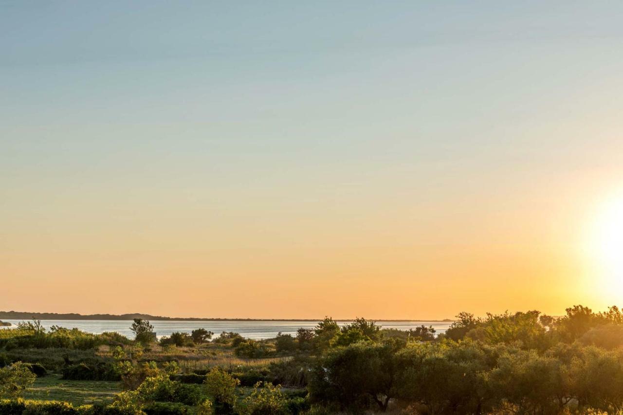 Villa Nissos Línia Exteriér fotografie